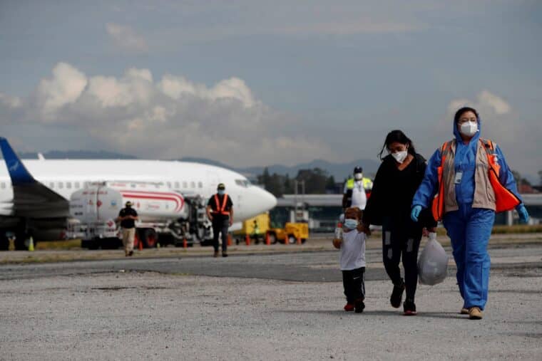 Estados Unidos reanudará los vuelos de deportación a Venezuela