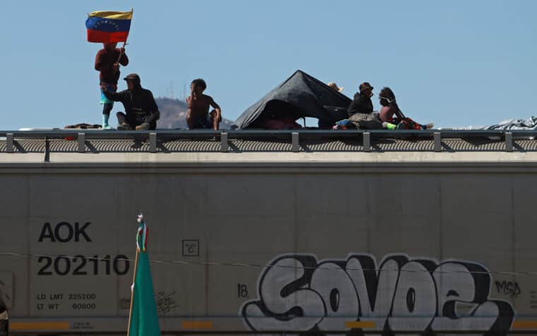 Miles de venezolanos permanecen en la frontera norte de México por miedo a ser deportados de EE UU