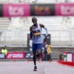 El keniano Kelvin Kiptum estableció una nueva marca en el Maratón de Chicago