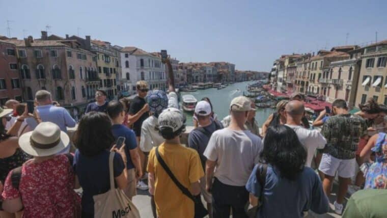 Quién pagará (y cómo) los 5 euros para entrar a Venecia, la primera ciudad del mundo que cobrará a los turistas