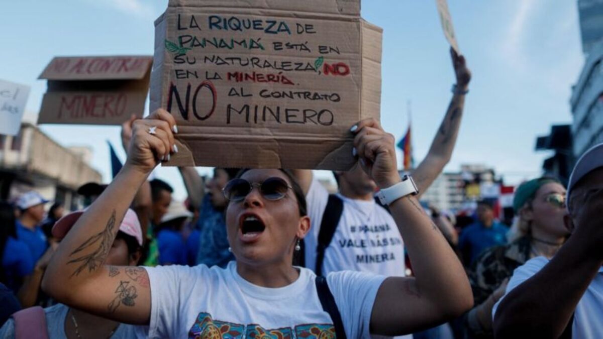 5 claves para entender las masivas protestas en Panamá que tienen paralizado al país