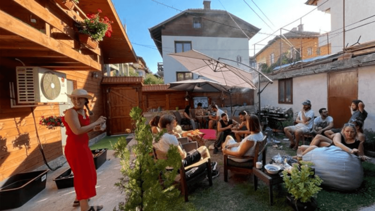 Qué hace a Bankso, en Bulgaria, uno de los lugares más atractivos del mundo para los nómadas digitales