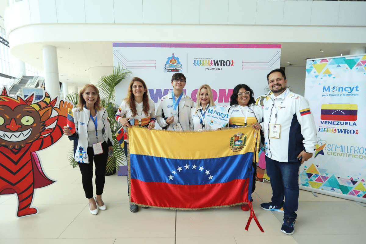 Dos jóvenes venezolanos obtuvieron primer y segundo lugar en la Olimpiada Mundial de Robótica 2023