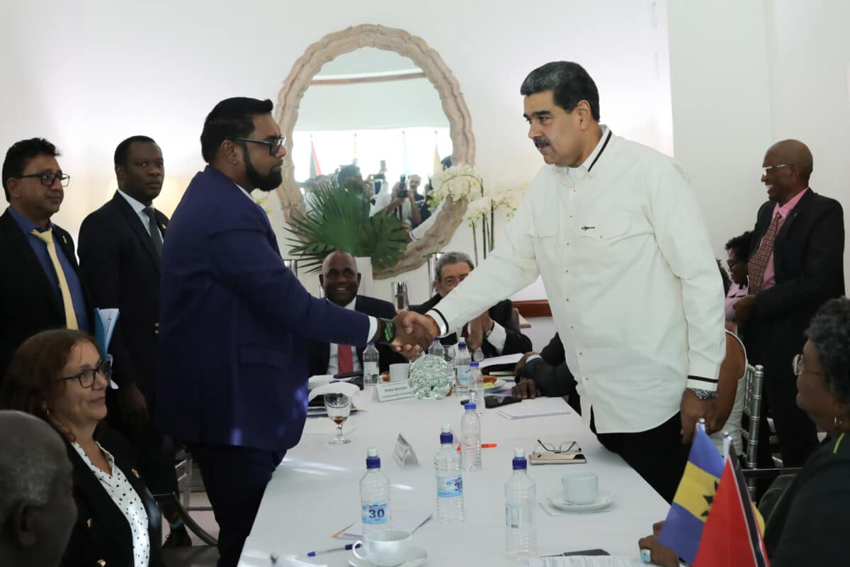 Venezuela y Guyana acordaron resolver el conflicto por el Esequibo por la vía diplomática