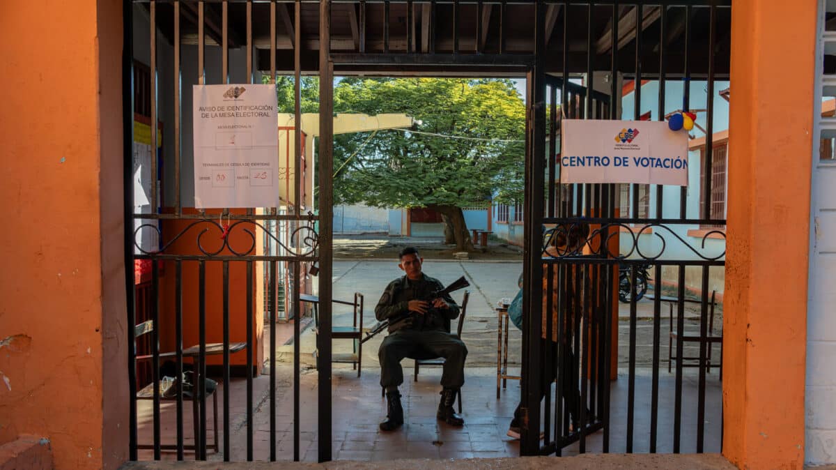 Puntos rojos y voto forzado: las irregularidades del referendo consultivo sobre el Esequibo