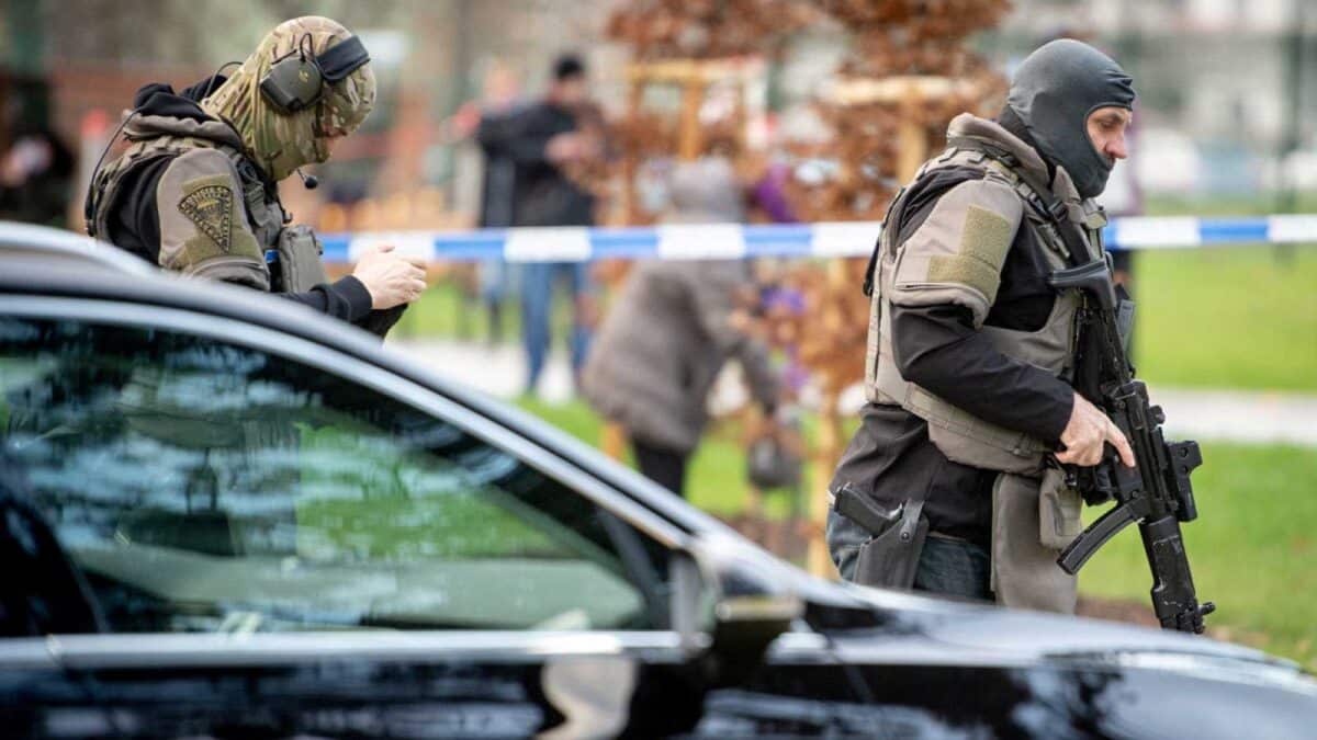 11 muertos y más de 20 heridos por un tiroteo en Praga 