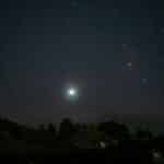 Las impresionantes imágenes de la alineación de la Luna y Venus 