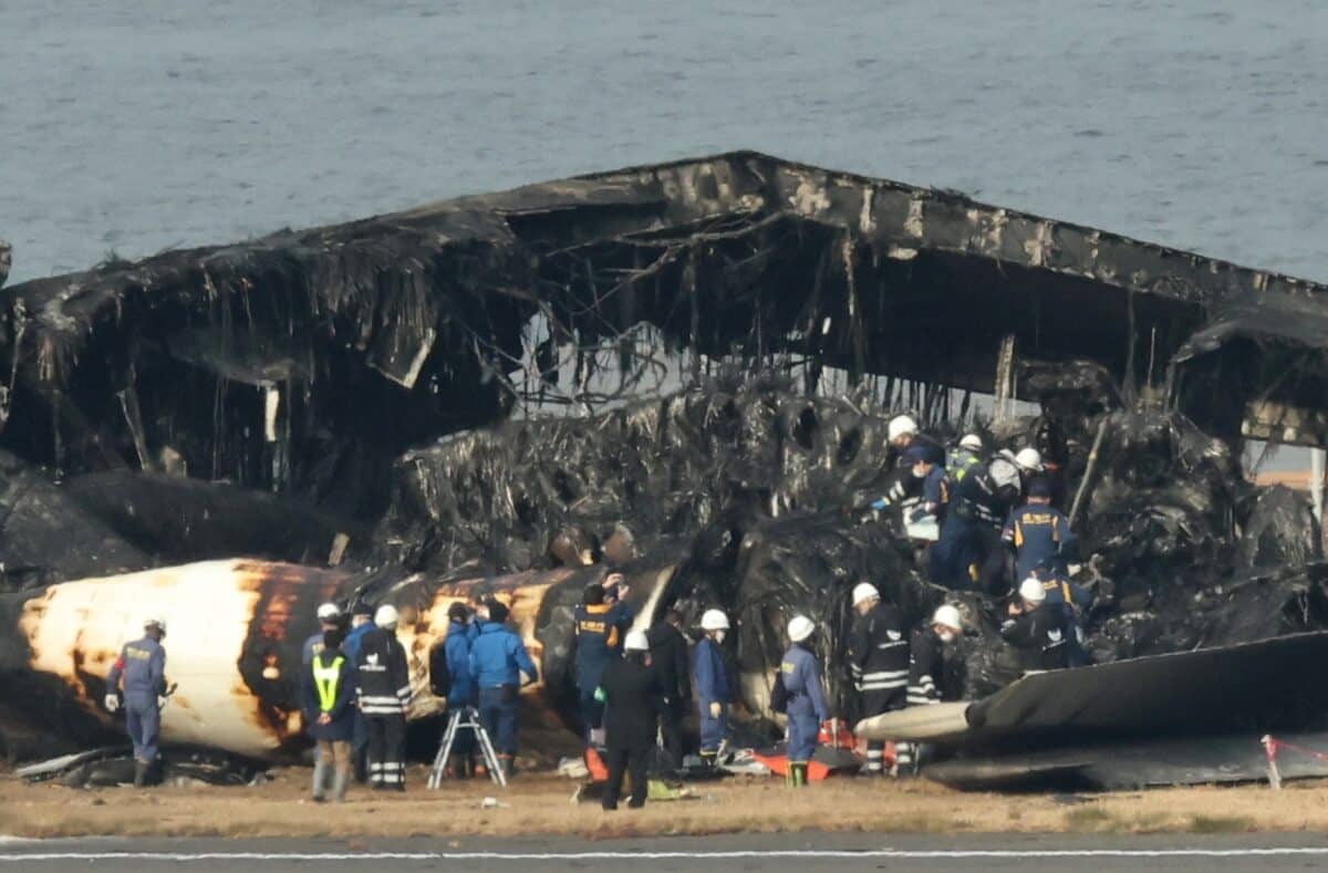 Revelaron detalles del choque de dos aviones en Japón en el que murieron 5 personas