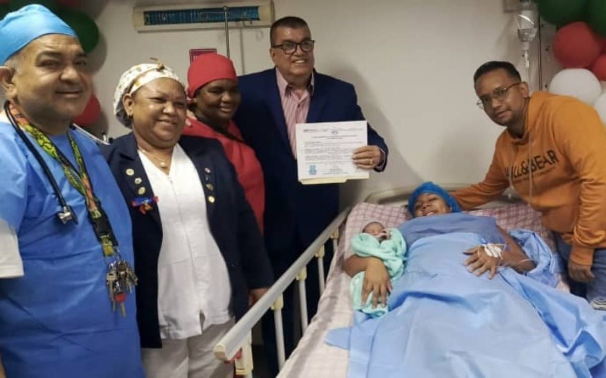 Los primeros bebés venezolanos nacidos en el año 2024