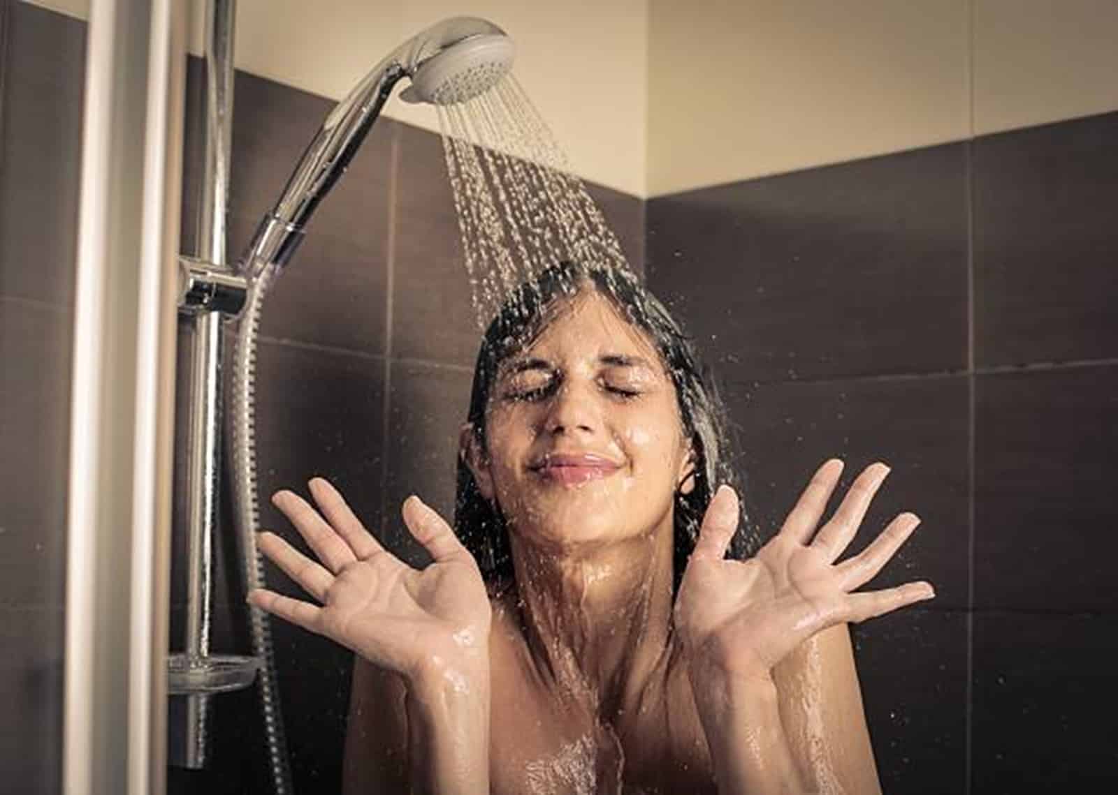 ¿Cuáles son los beneficios de bañarse con agua fría?