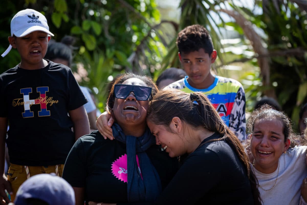 Familiares lloran a los muertos del derrumbe en la mina en Bolívar: “No hubo apoyo rápido”