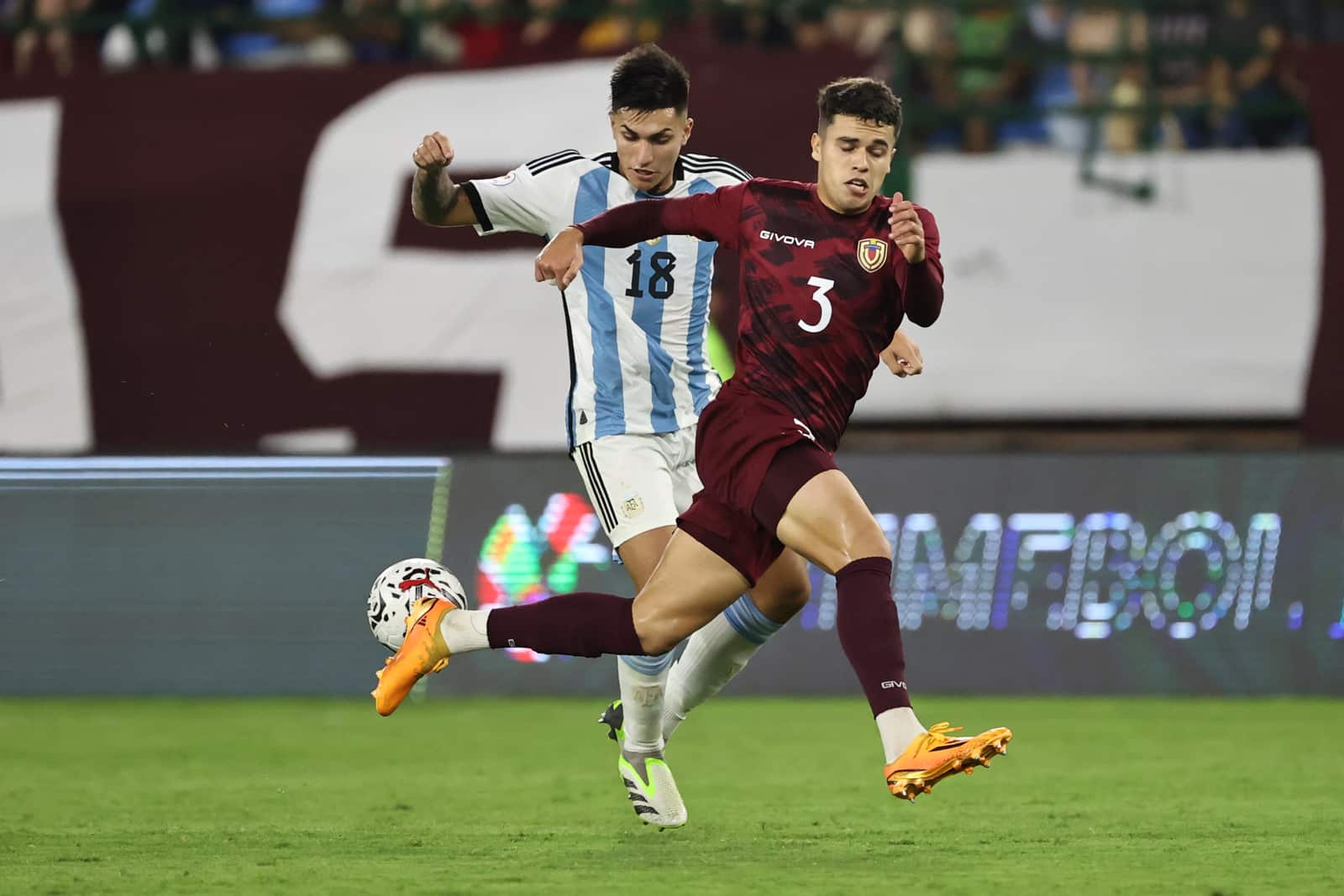 Preolímpico Suramericano: Venezuela y Argentina empataron 2-2 en el cuadrangular final