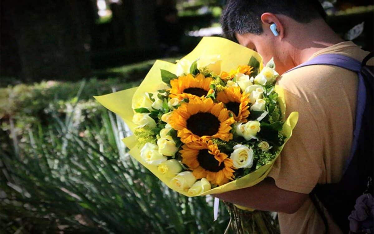 ¿Cuál es el significado de regalar una flor amarilla cada 21 de marzo?