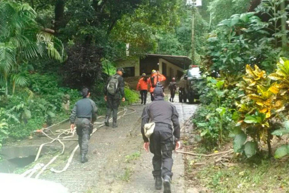 Rescatistas buscan a 5 personas desaparecidas en El Ávila