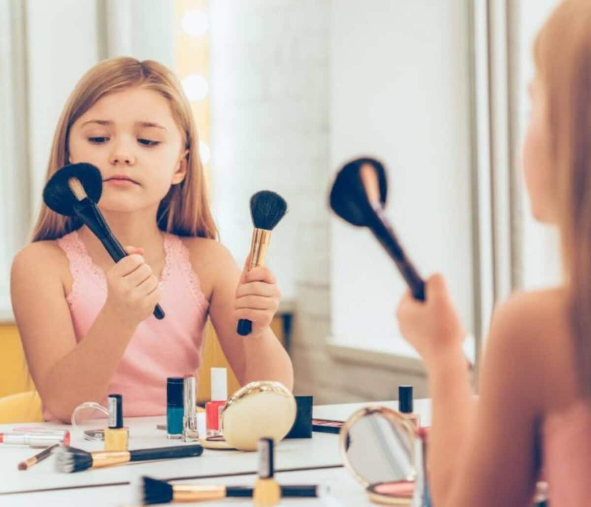 Skincare en niñas: ¿cuáles son los riesgos de esta tendencia y las recomendaciones para un cuidado correcto?  