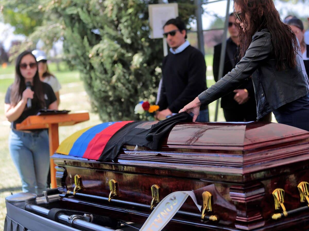 Familiares y amigos se despidieron del exteniente venezolano Ronald Ojeda: los detalles del funeral