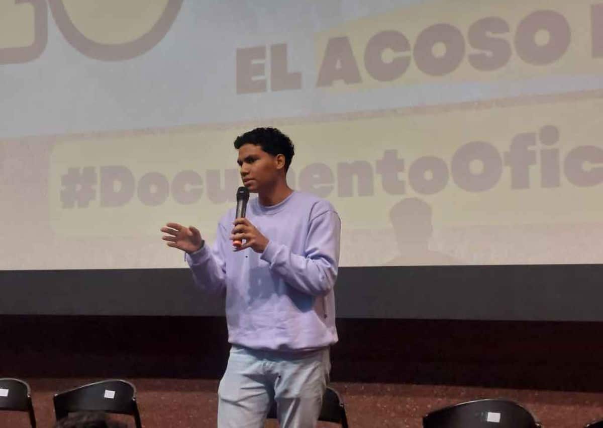 Los jóvenes venezolanos alzan sus voces para prevenir el bullying en las escuelas