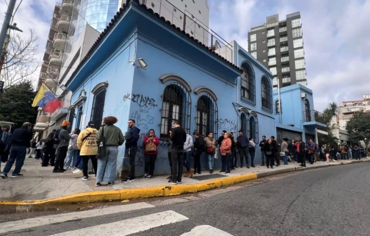 Migrantes venezolanos en Argentina solicitaron una prórroga para inscribirse en el Registro Electoral