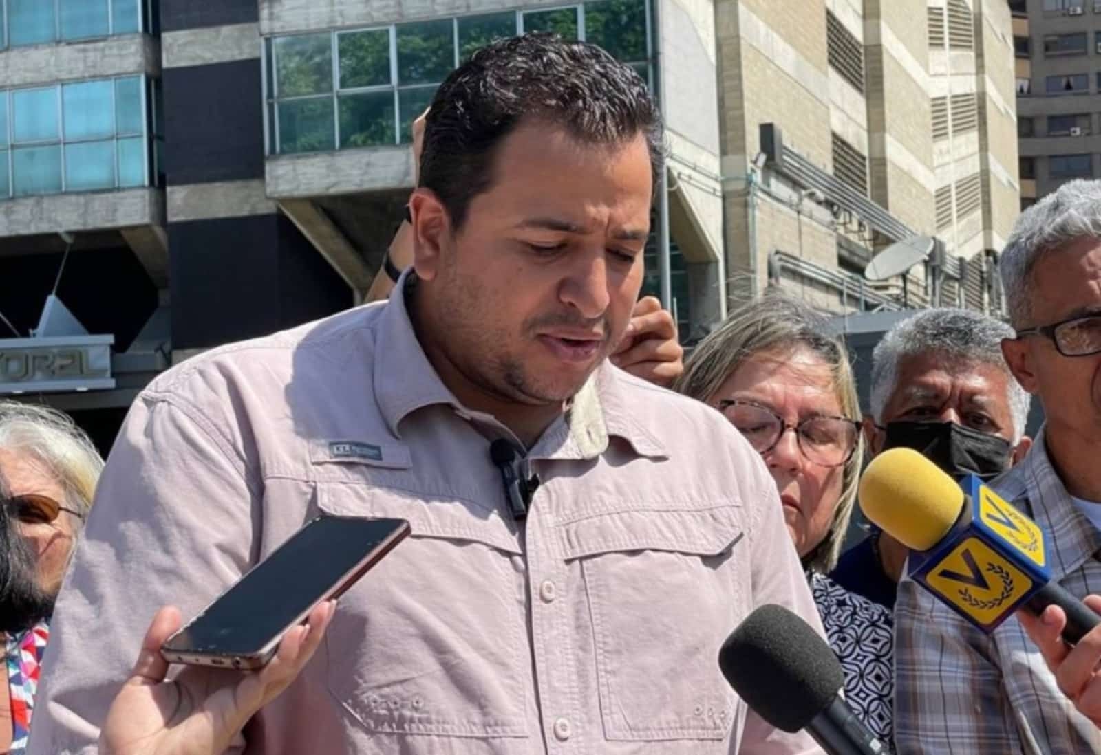 Piden al sector público y privado dar permisos a trabajadores para que se inscriban en el Registro Electoral