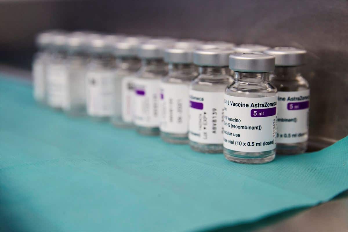 AstraZeneca retiró del mercado su vacuna contra el covid-19 en la Unión Europea