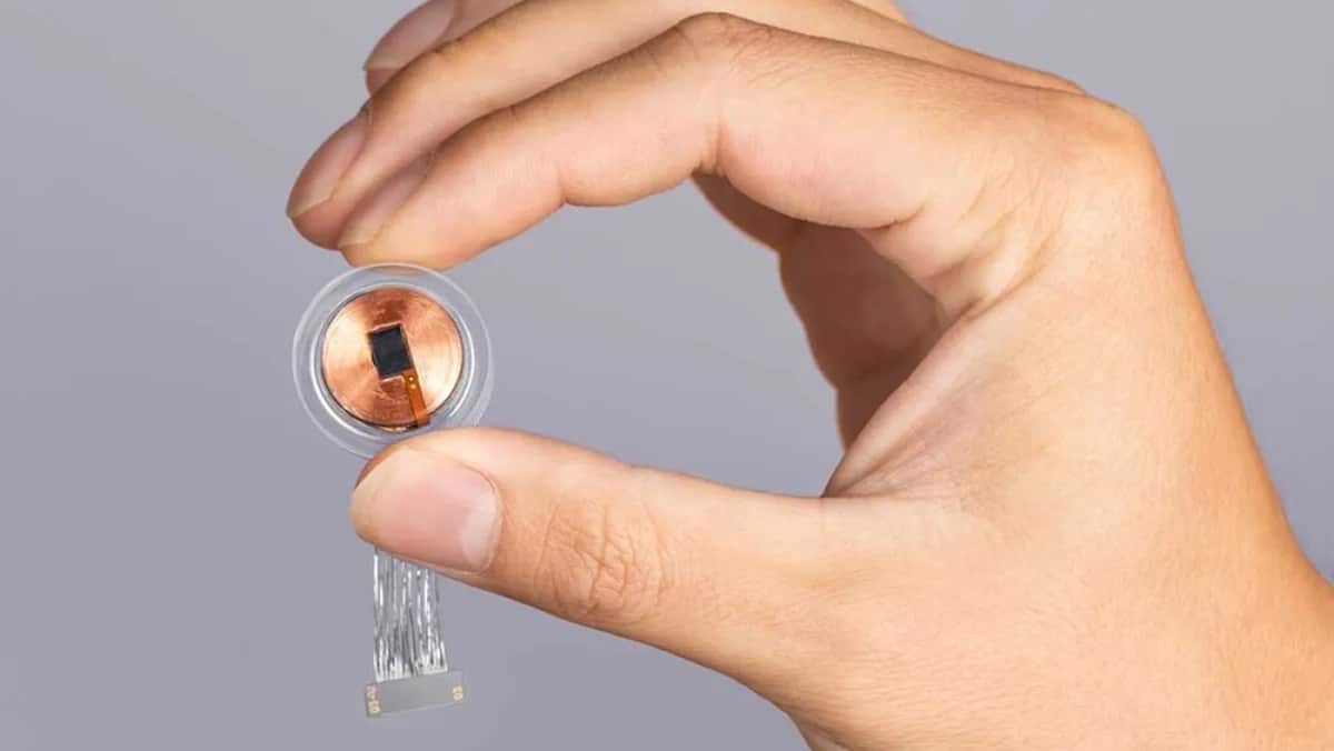Neuralink busca segundo paciente humano para implantar su chip cerebral