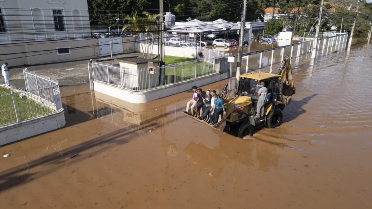 Inundaciones en Brasil: 90 muertos y más de 130 heridos