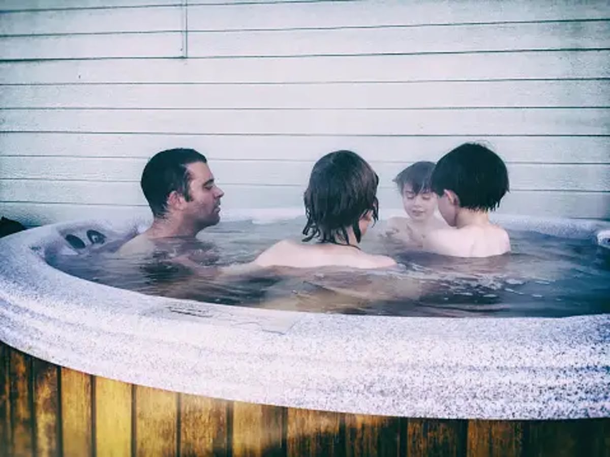 ¿Los niños pueden practicar inmersiones en frío o saunas? 