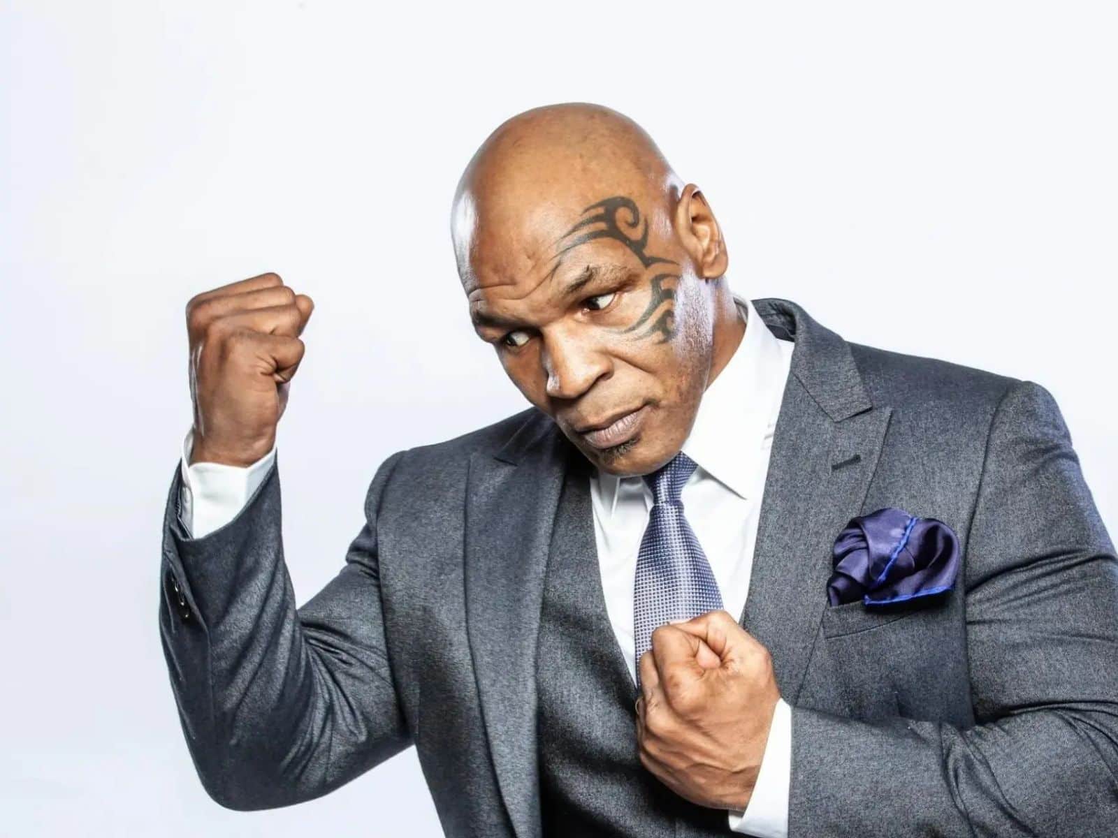 Mike Tyson recibió atención médica durante un vuelo: lo que se sabe