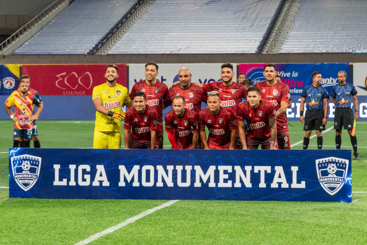 La Cosa Nostra vs Forum Jet, La Cosa Nostra, Forum Jet, Liga Monumental Caracas, fútbol 9 Liga Monumental, torneo de fútbol 9 Liga Monumental, Liga Monumental Venezuela, Liga Monumental 2024, Estadio Monumental, El Diario, José Daniel Ramos