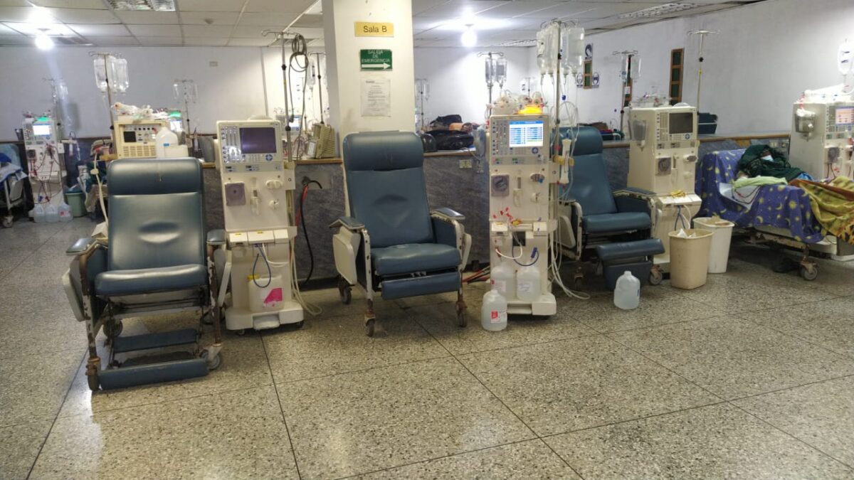 They report that 10 patients from the Barquisimeto Dialysis Unit have died so far this year