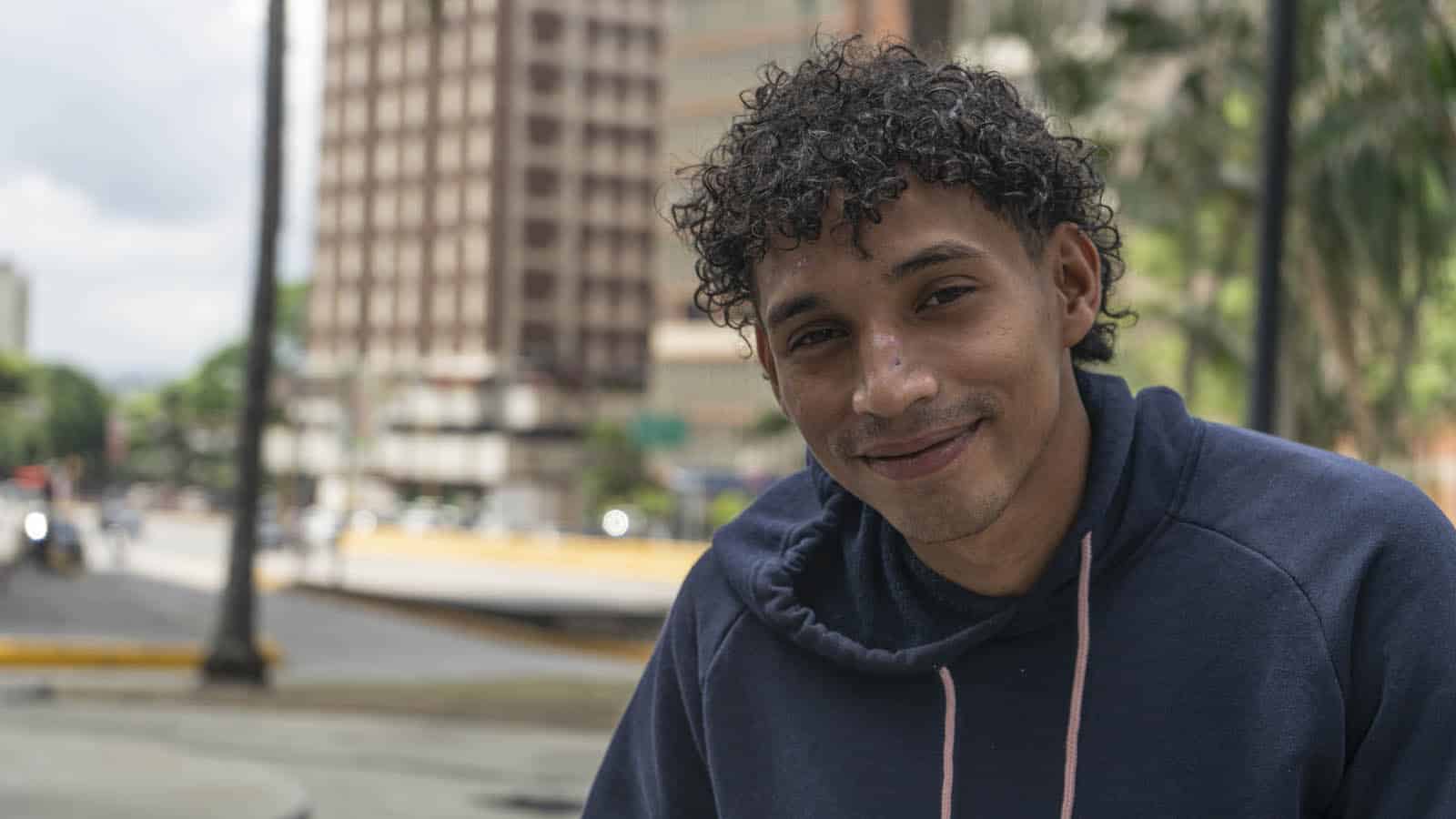 Así es Jerry Guerra, el frutero que viralizó el audio “Soy yo, otra vez” en TikTok y que perdió su camioneta en un accidente 