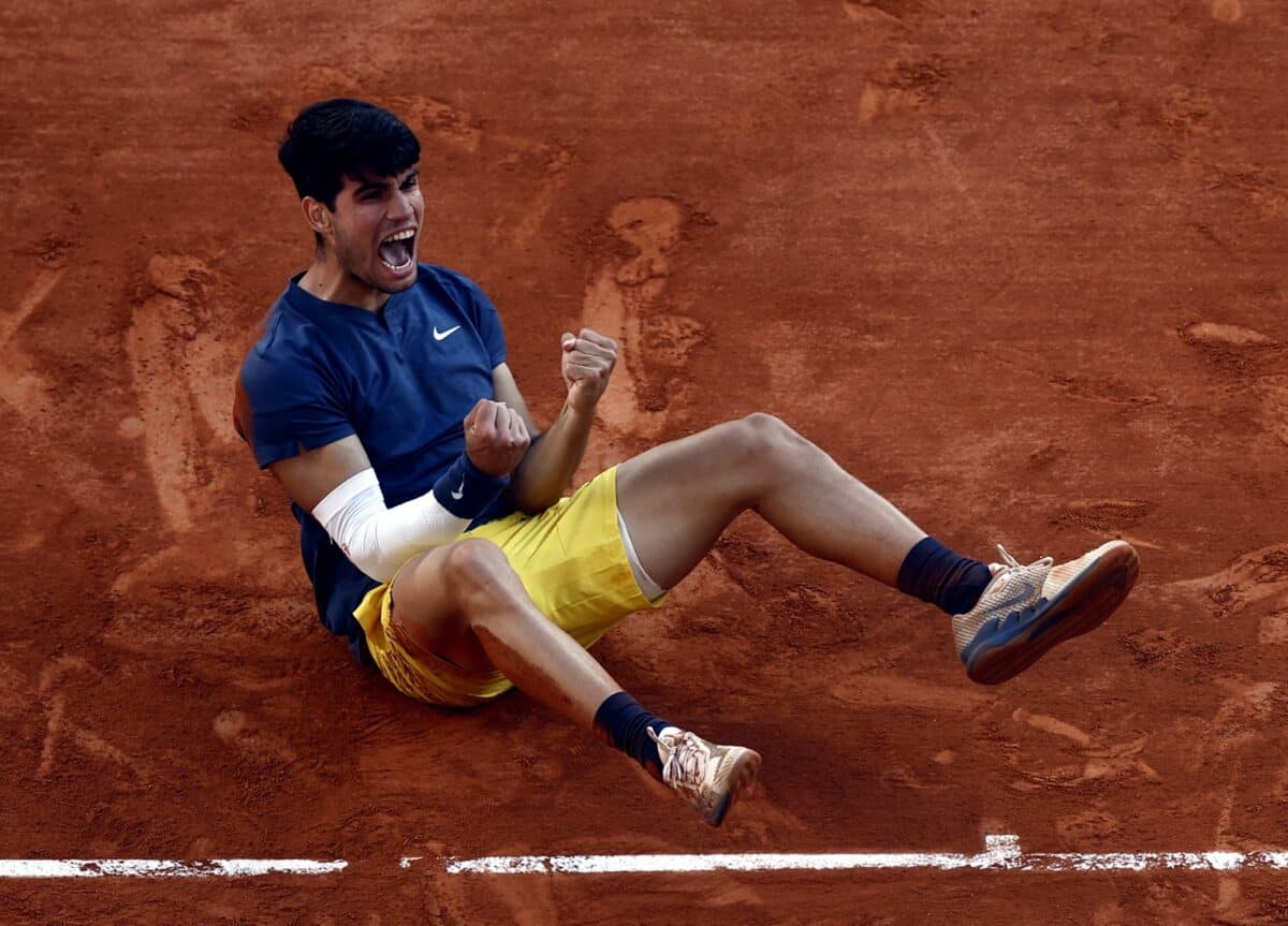 Carlos Alcaráz became the youngest tennis player to win Roland Garros 