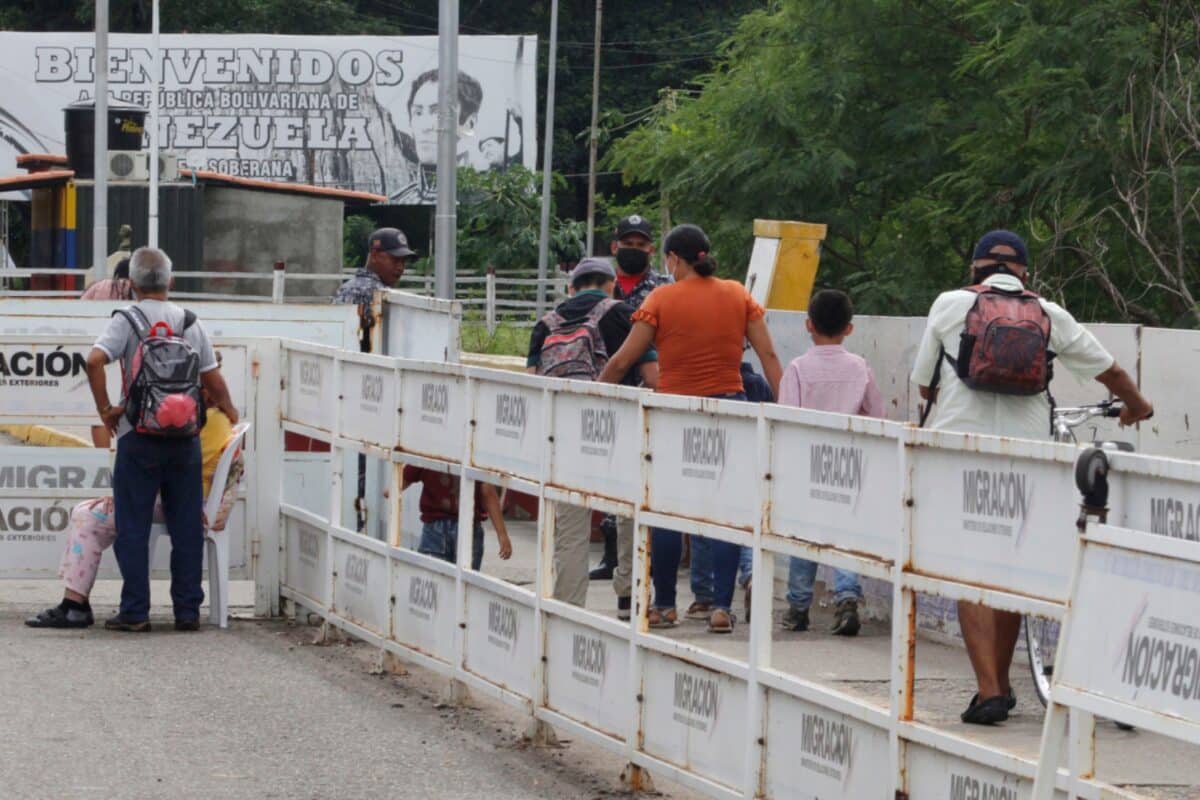 Venezuelan organizations warned regarding the risk faced by women in transit across the border