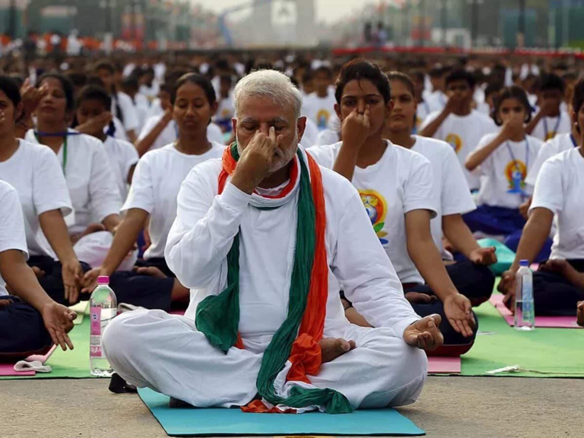 Practicar yoga: ¿qué beneficios brinda para la salud mental y física?