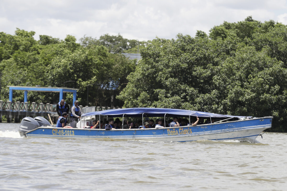 10 bodies of migrants who drowned in Panama were found