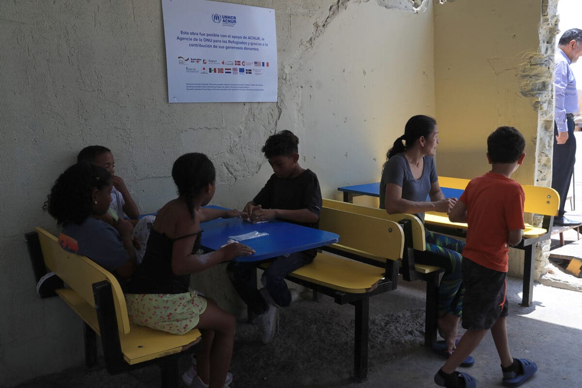 Venezolanos varados en la frontera de México temen que se agrave la crisis en el país si es reelecto Maduro