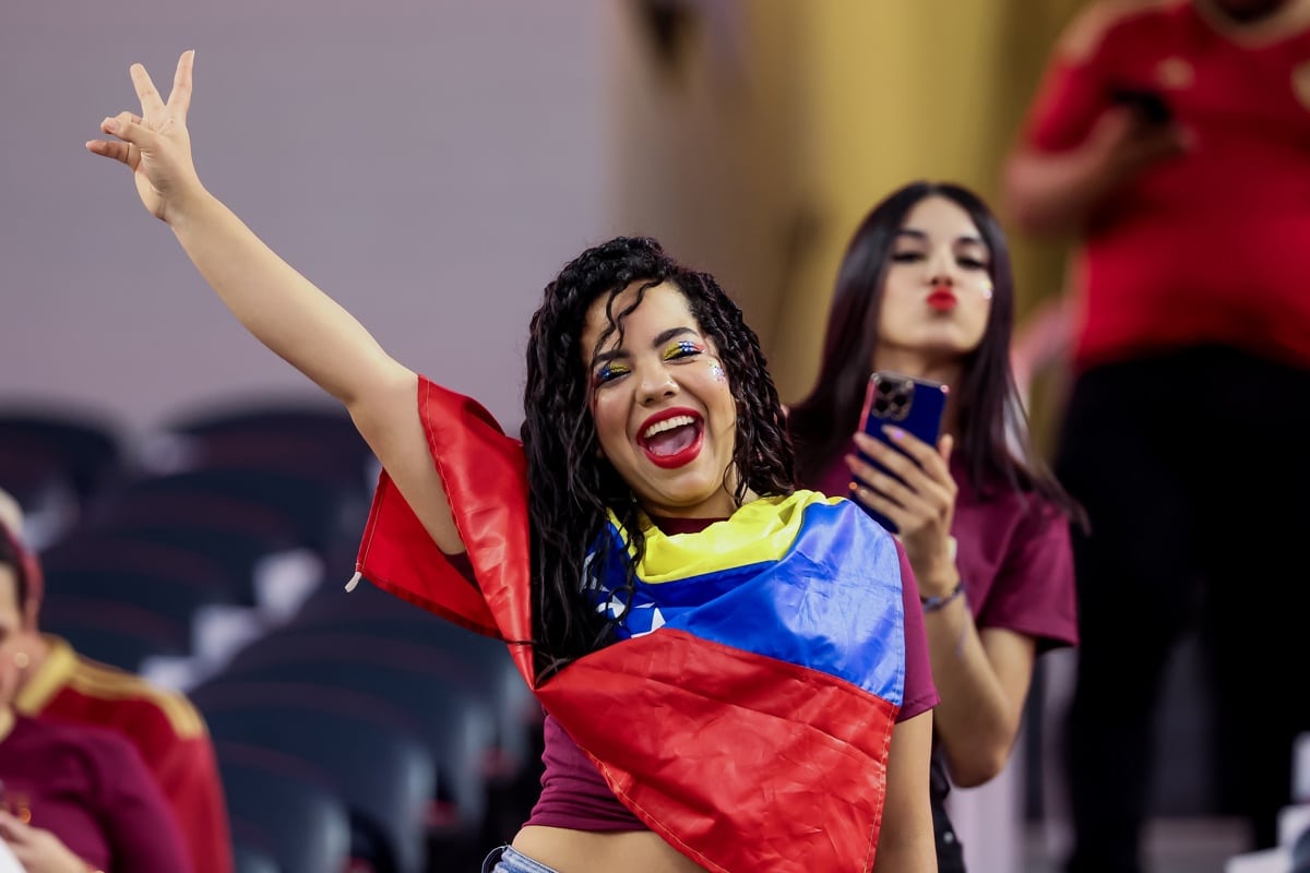 In pictures: Vinotinto fans support the national team in the Copa América quarterfinals