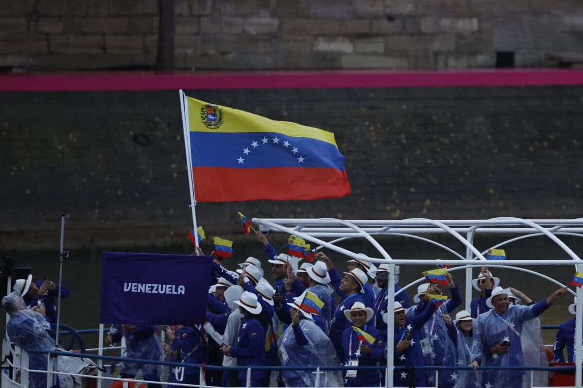 This was the participation of the Venezuelan delegation in the opening of the Paris 2024 Olympic Games