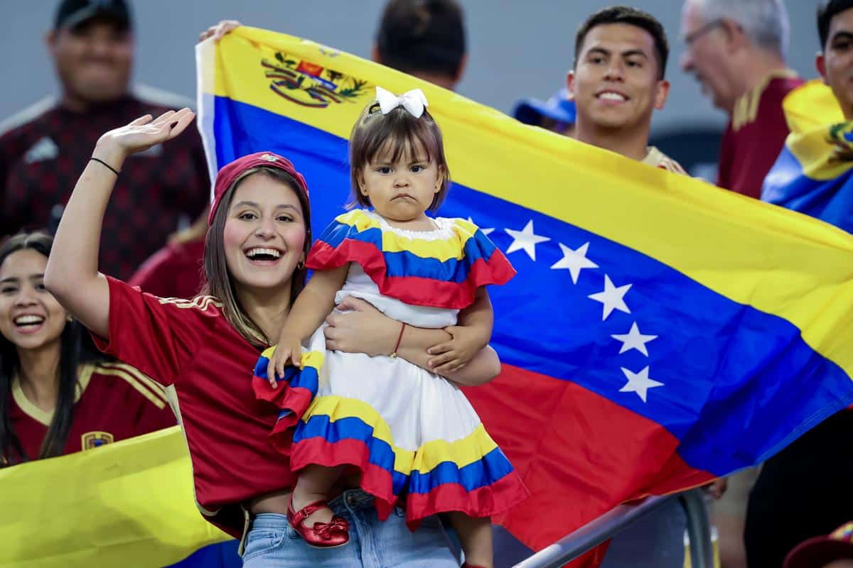 En imágenes: la fanaticada Vinotinto apoya a la selección en los cuartos de la Copa América