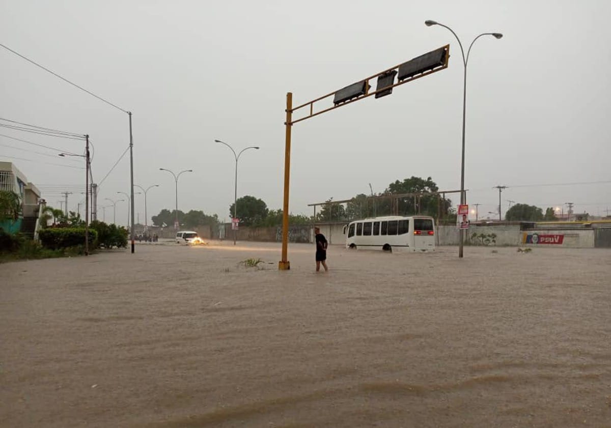 En imágenes: Inundaciones en Cumaná afectaron varias viviendas