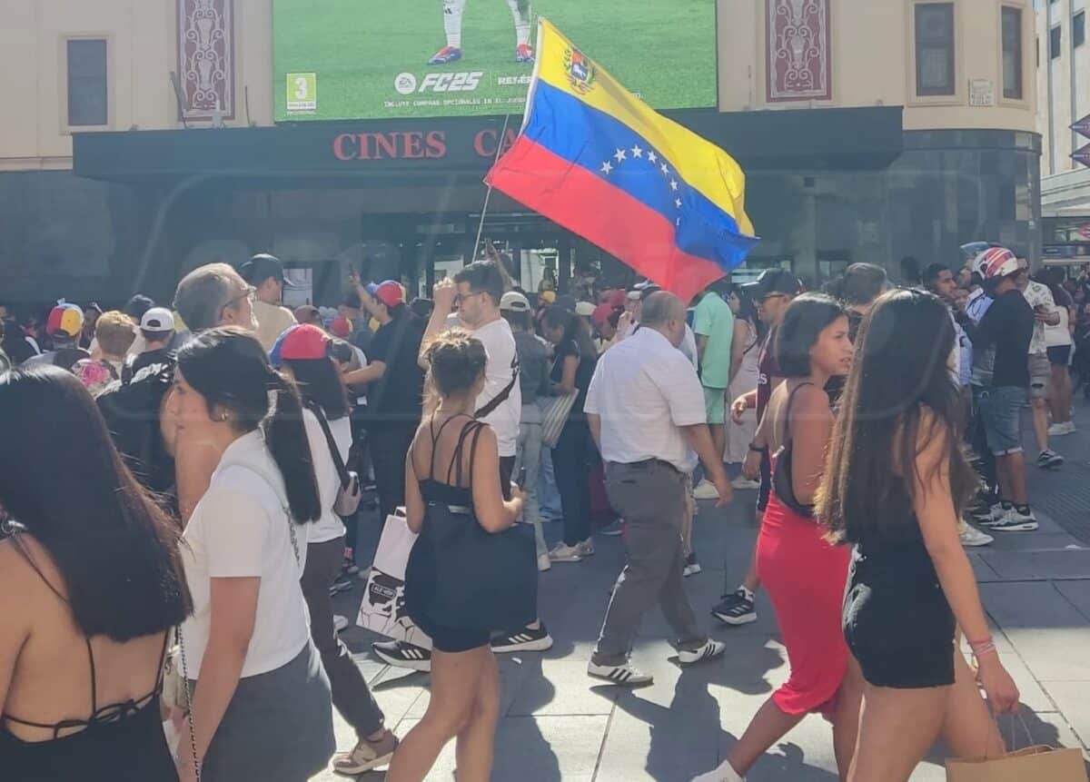 In pictures: Venezuelans in Madrid gathered in support of Edmundo González