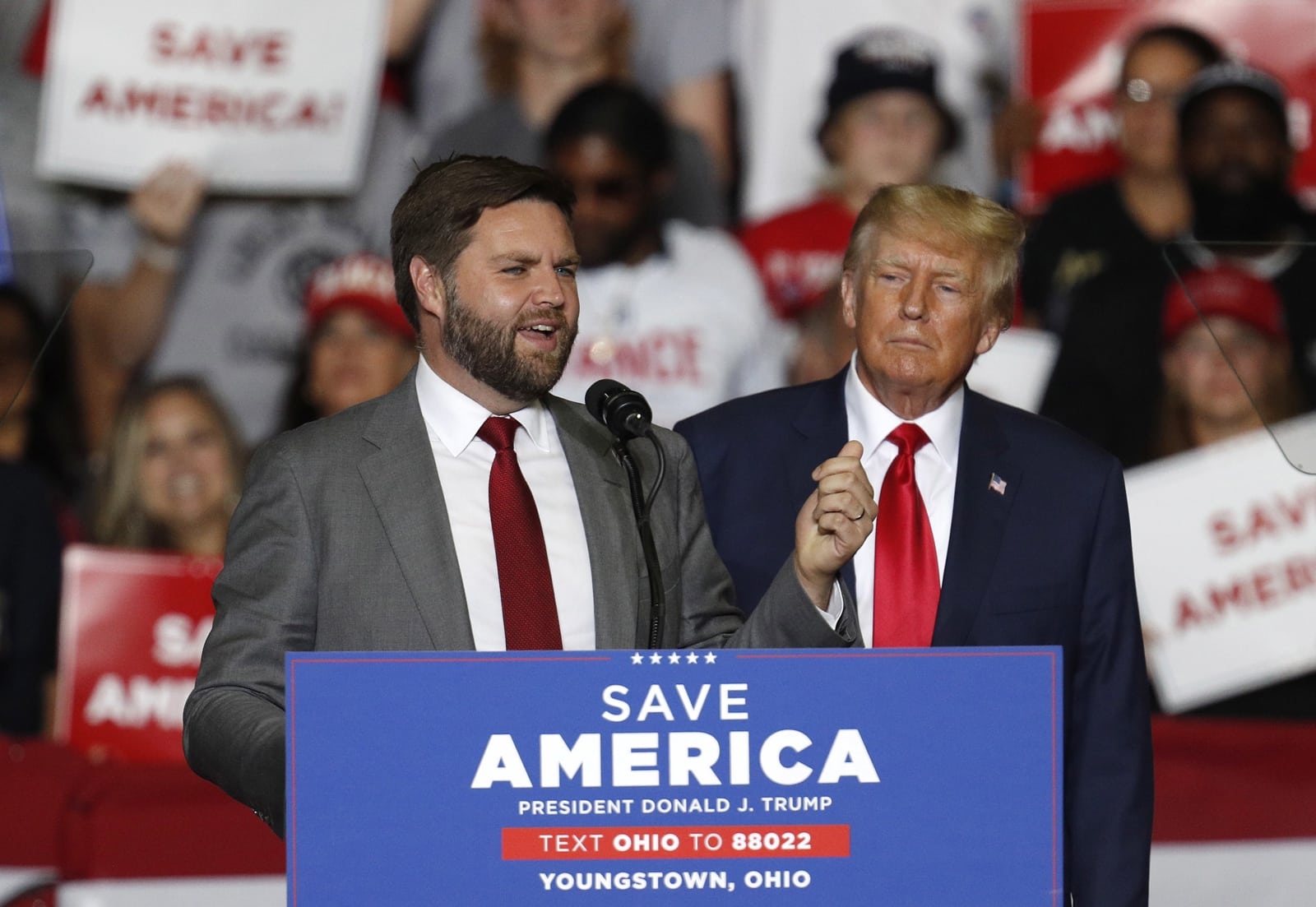 Trump eligió al senador de Ohio J.D. Vance como su candidato a vicepresidente