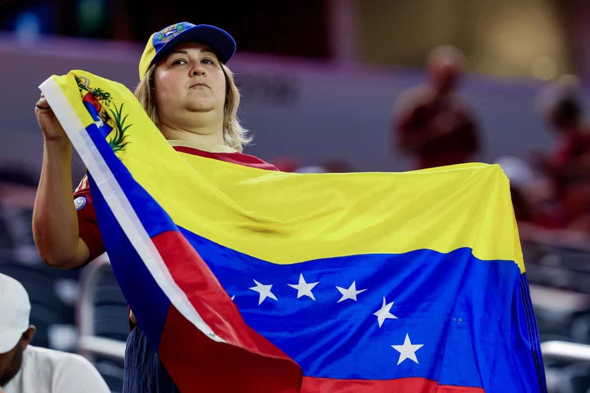 In pictures: Vinotinto fans support the national team in the Copa América quarterfinals