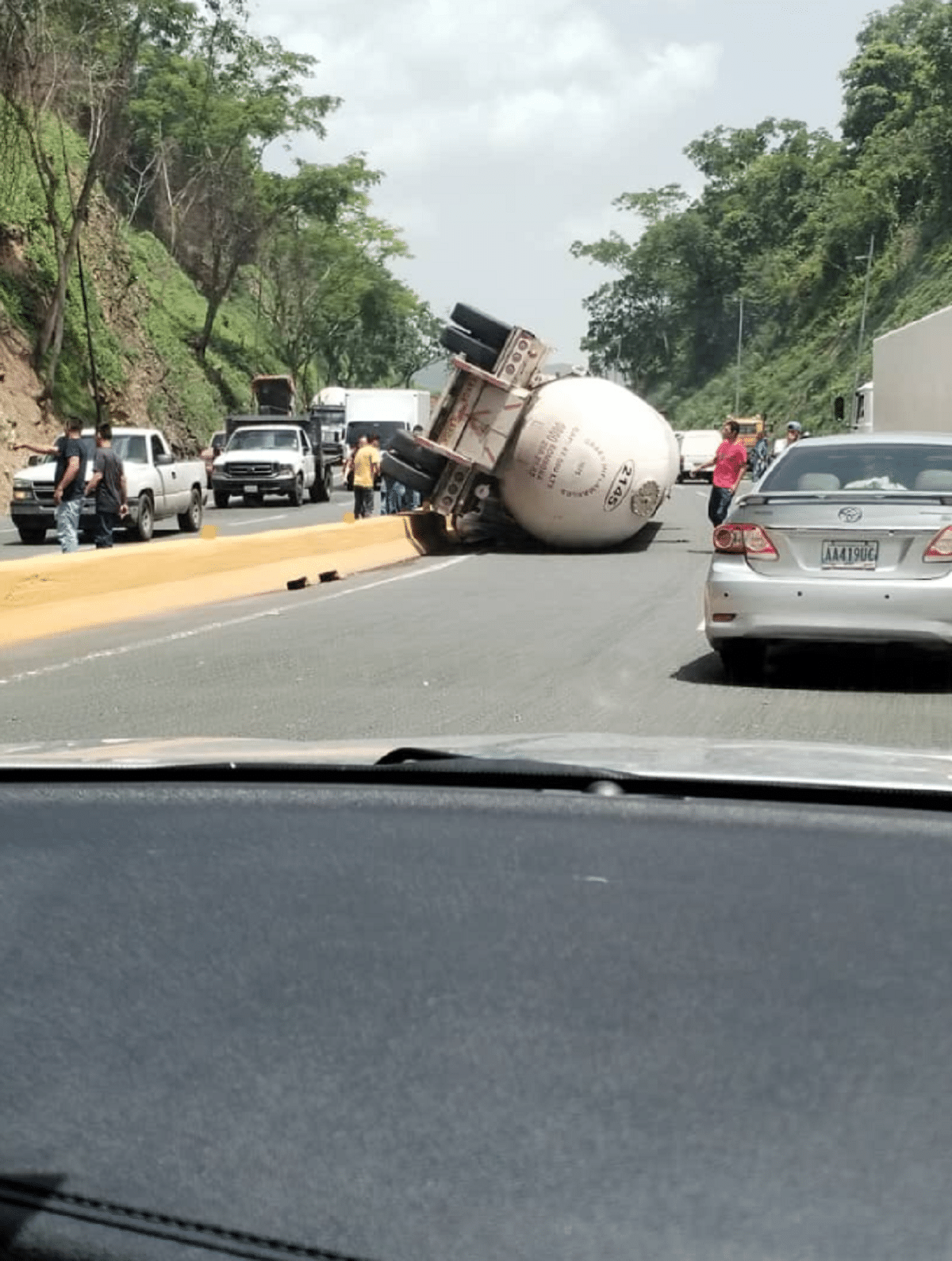 El testimonio de las personas que estuvieron más de ocho horas en cola por accidente en la ARC