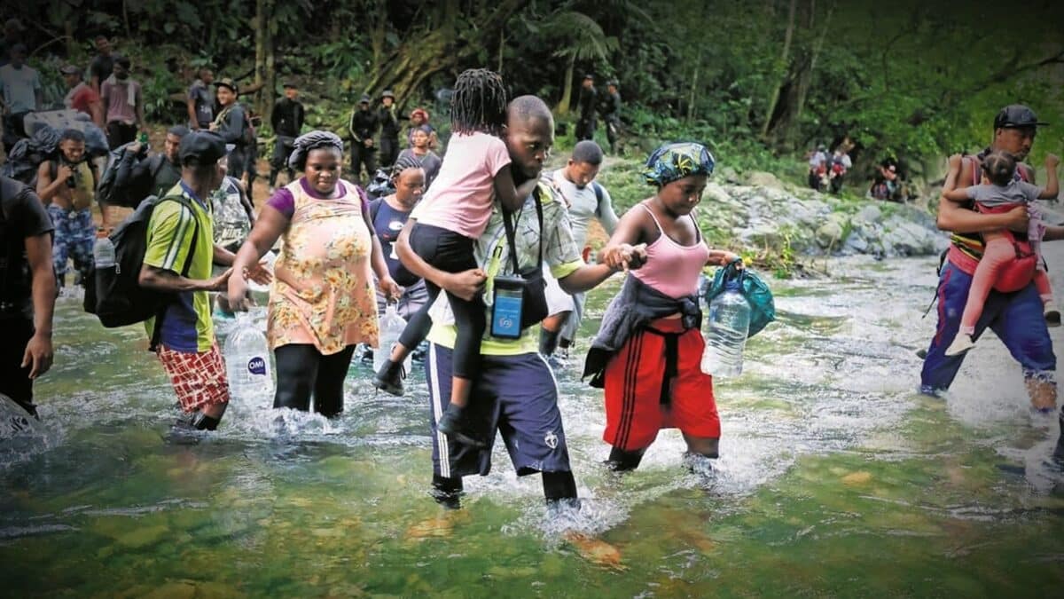 El Darién: un infierno que las madres migrantes camuflan como una aventura para sus hijos