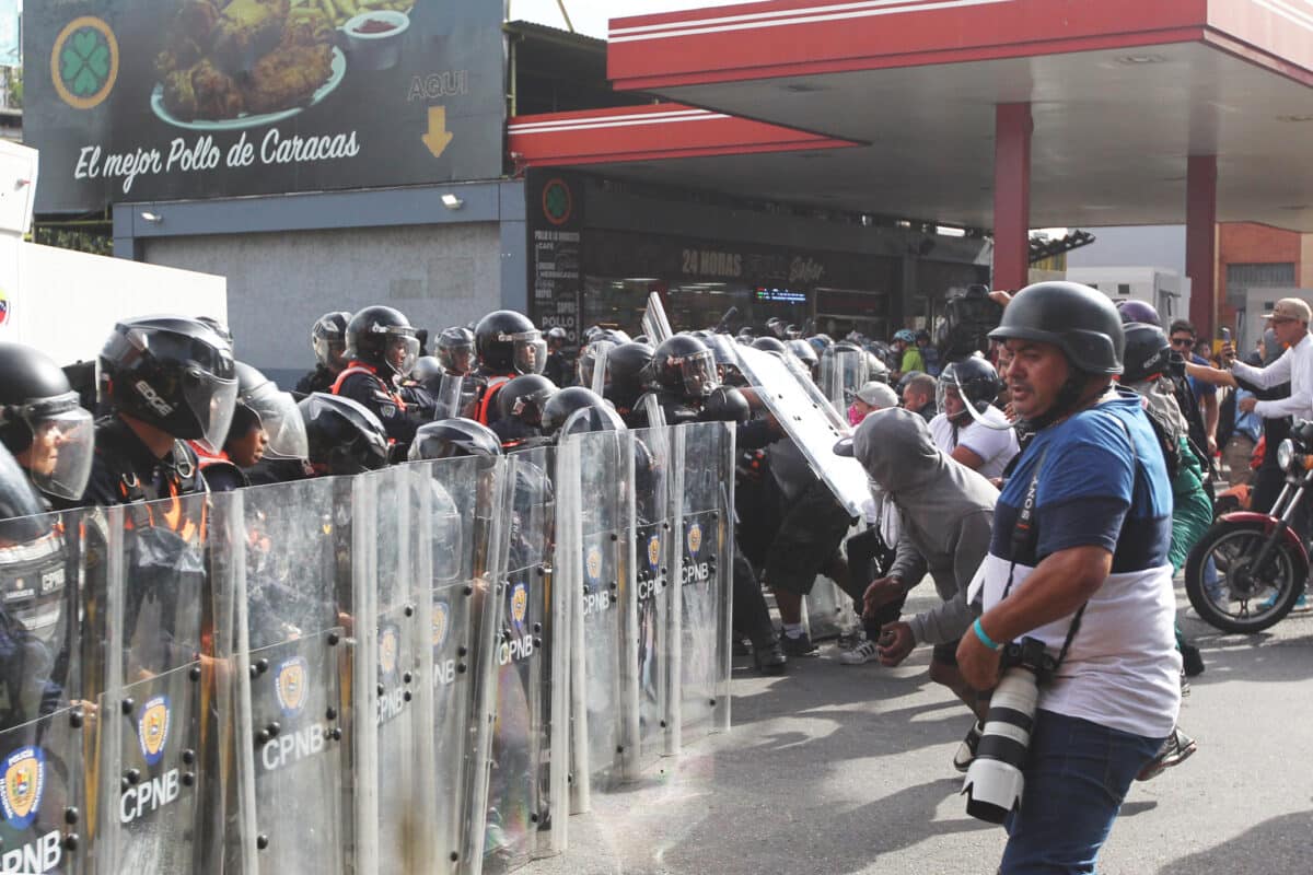 Foro Penal confirmó la detención de 74 adolescentes en las protestas desde el 29 de julio 