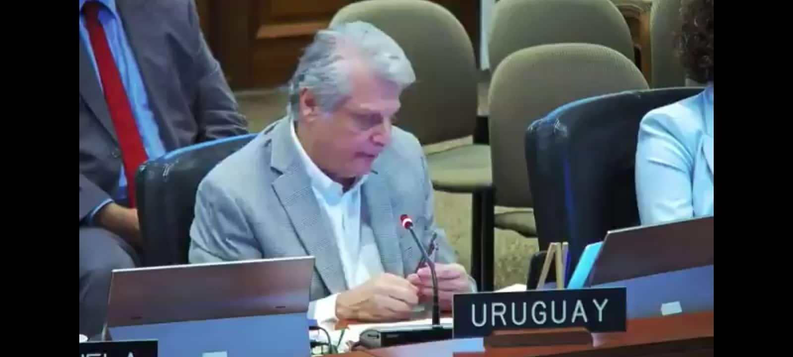 Carter Center presented the minutes of July 28 to the OAS Permanent Council