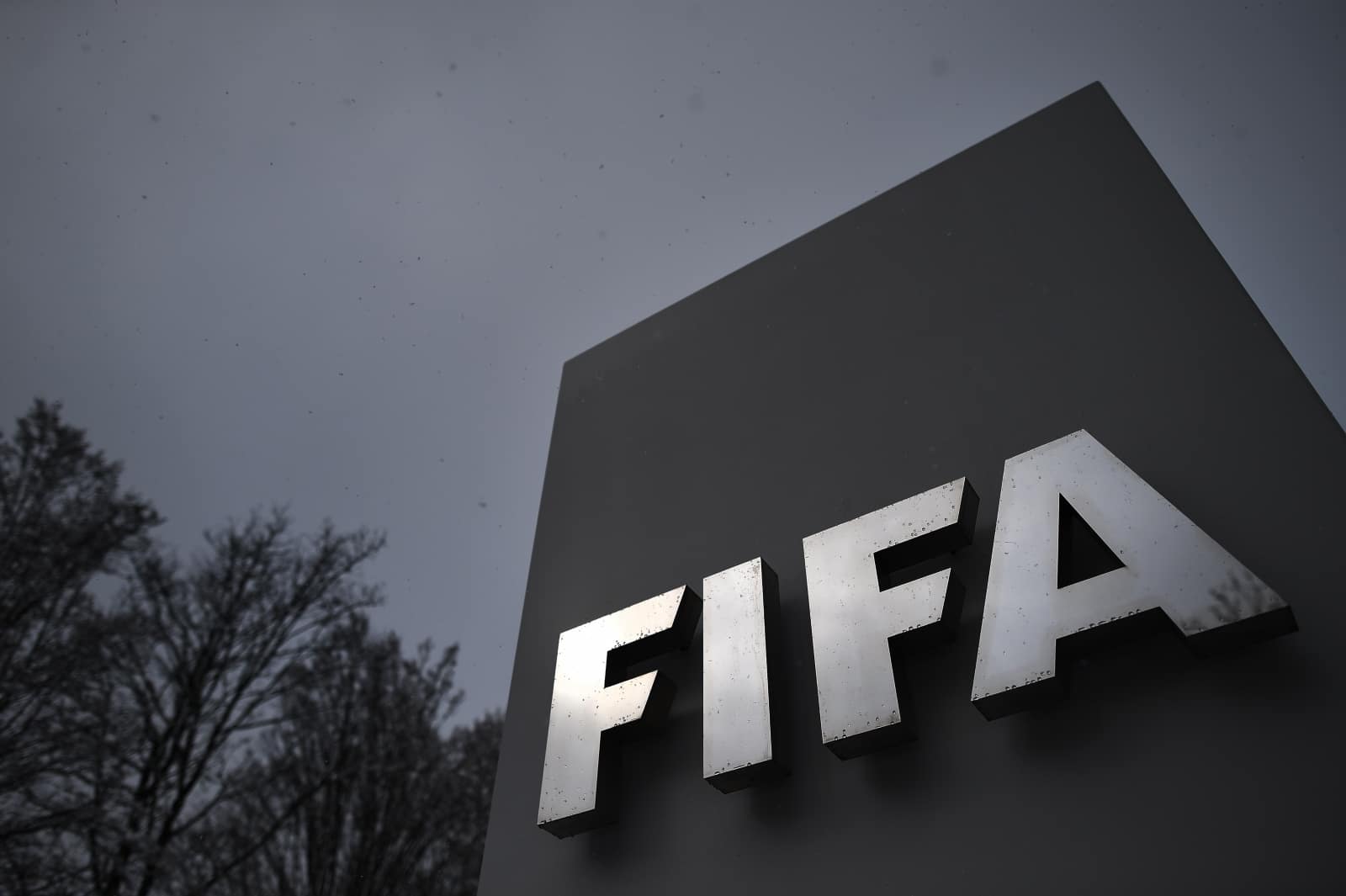 FIFA establishes a universal gesture to denounce racism