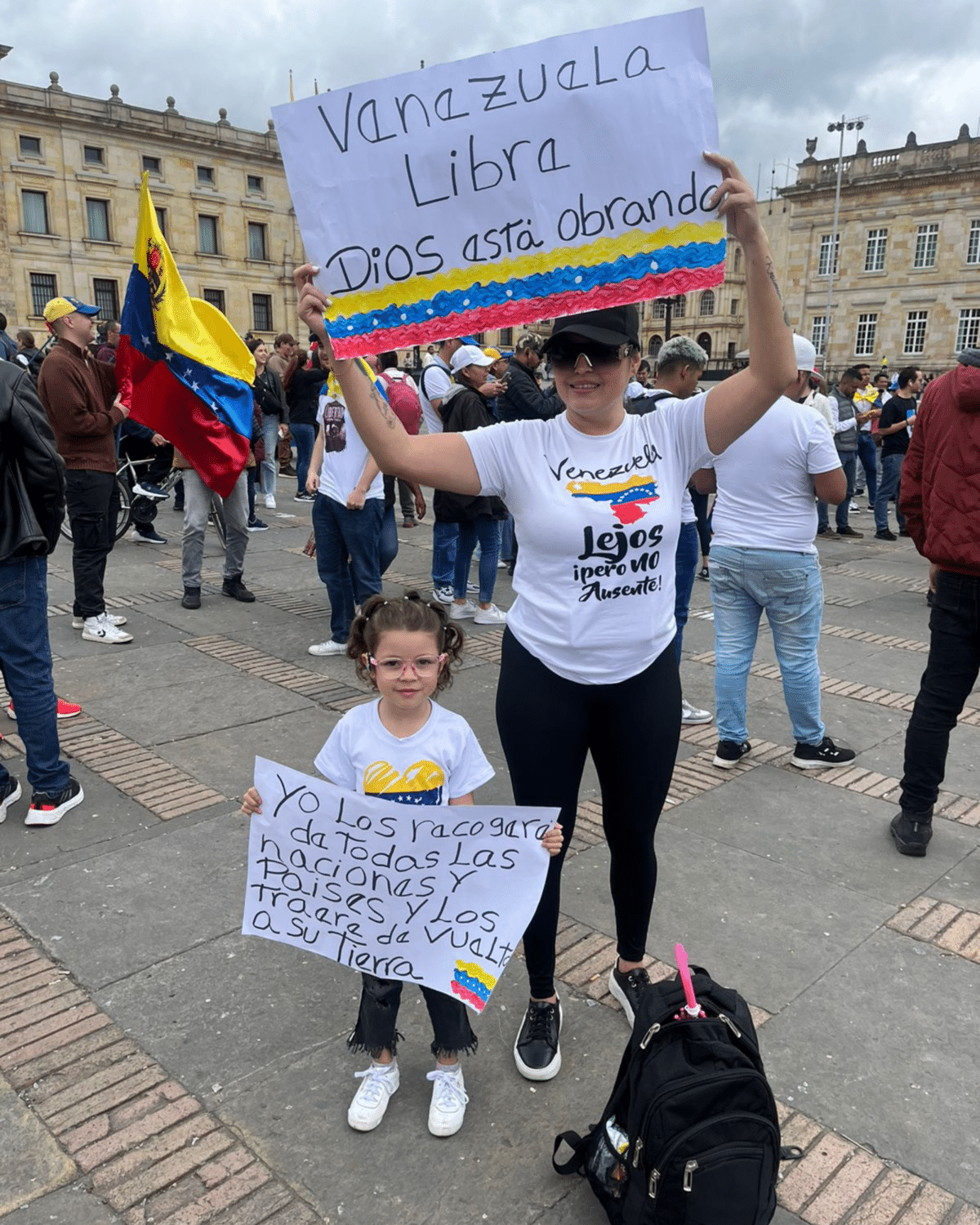 Venezuelans around the world joined the call for peaceful protest called by the opposition