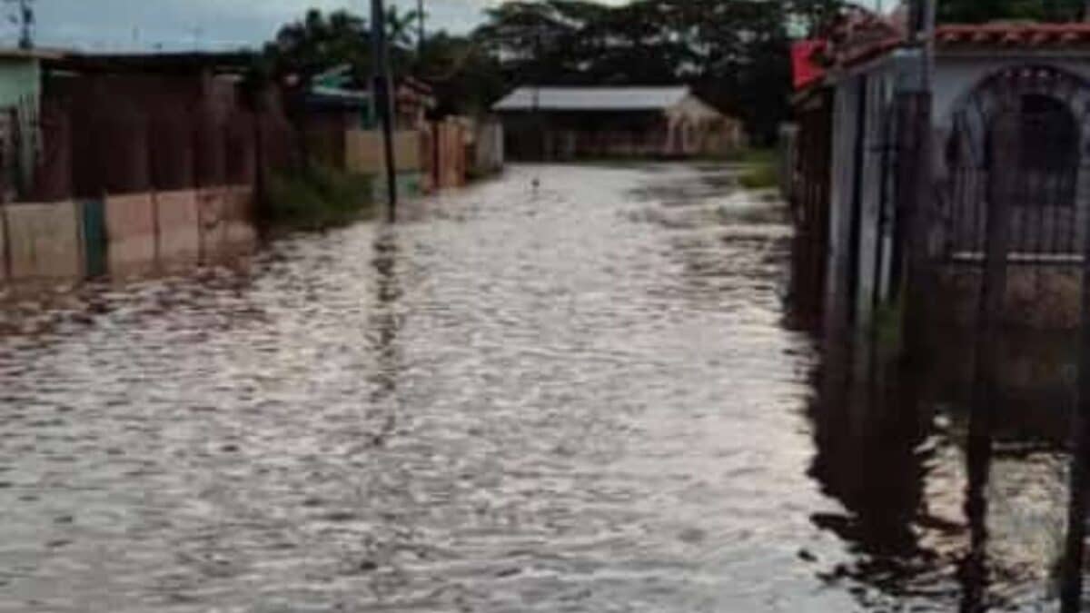 Varios sectores del Zulia quedaron inundados por las lluvias